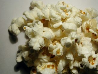 Popcorn med Bjäst ger en smörlik smak